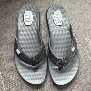 Hey Dudes flip flops 7